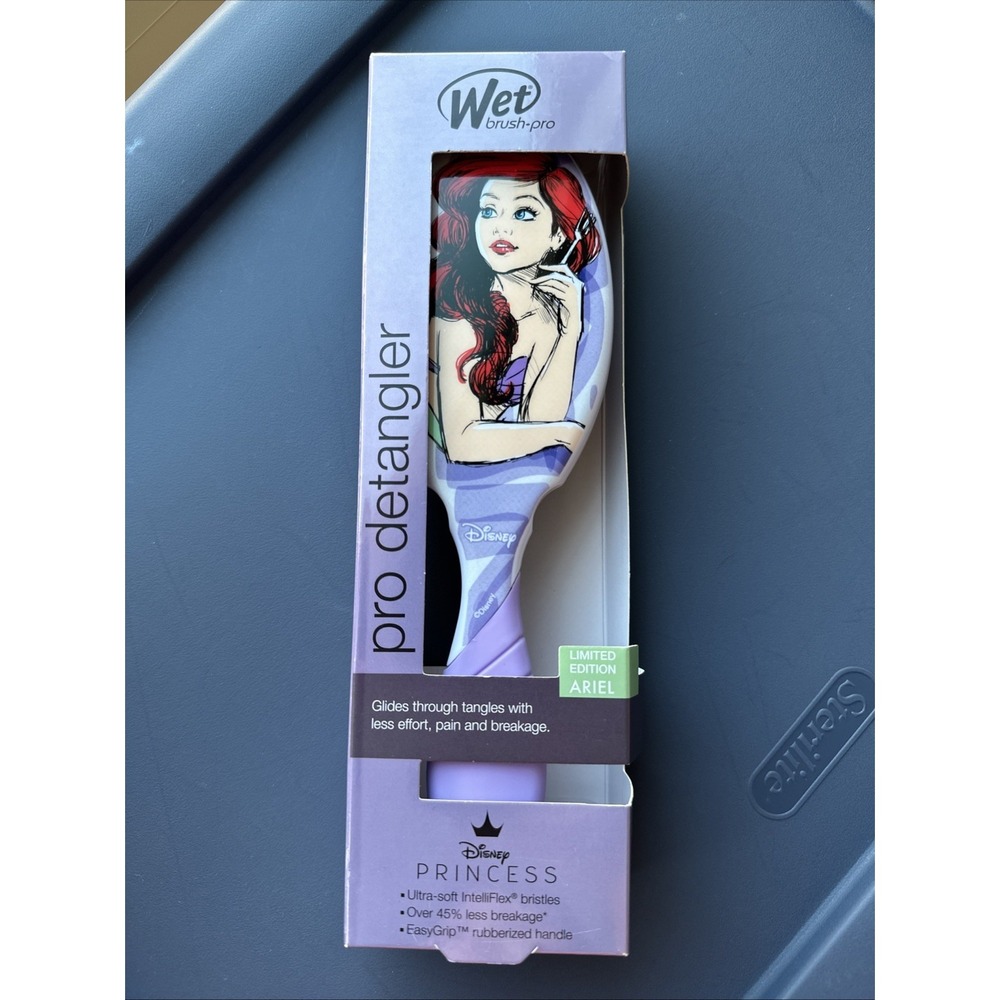 DISNEY PRINCESS ARIEL Limited Edition Wet Brush Pro Hair Detangler Purple New